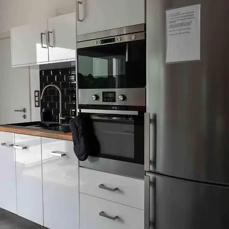 וילה Villa Moderne Avec Piscine Spa ספא